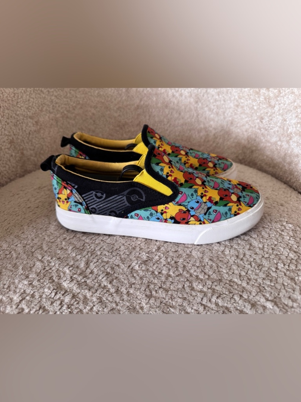 Pokemon Canvas Slip On Sneakers Youth Size 5 Ground Up Pikachu Bulbasaur